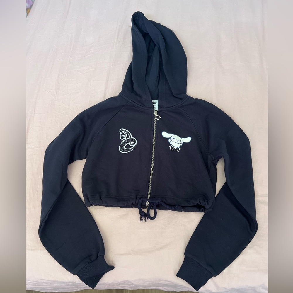 COPY - Bershka Cinnamorall jacket